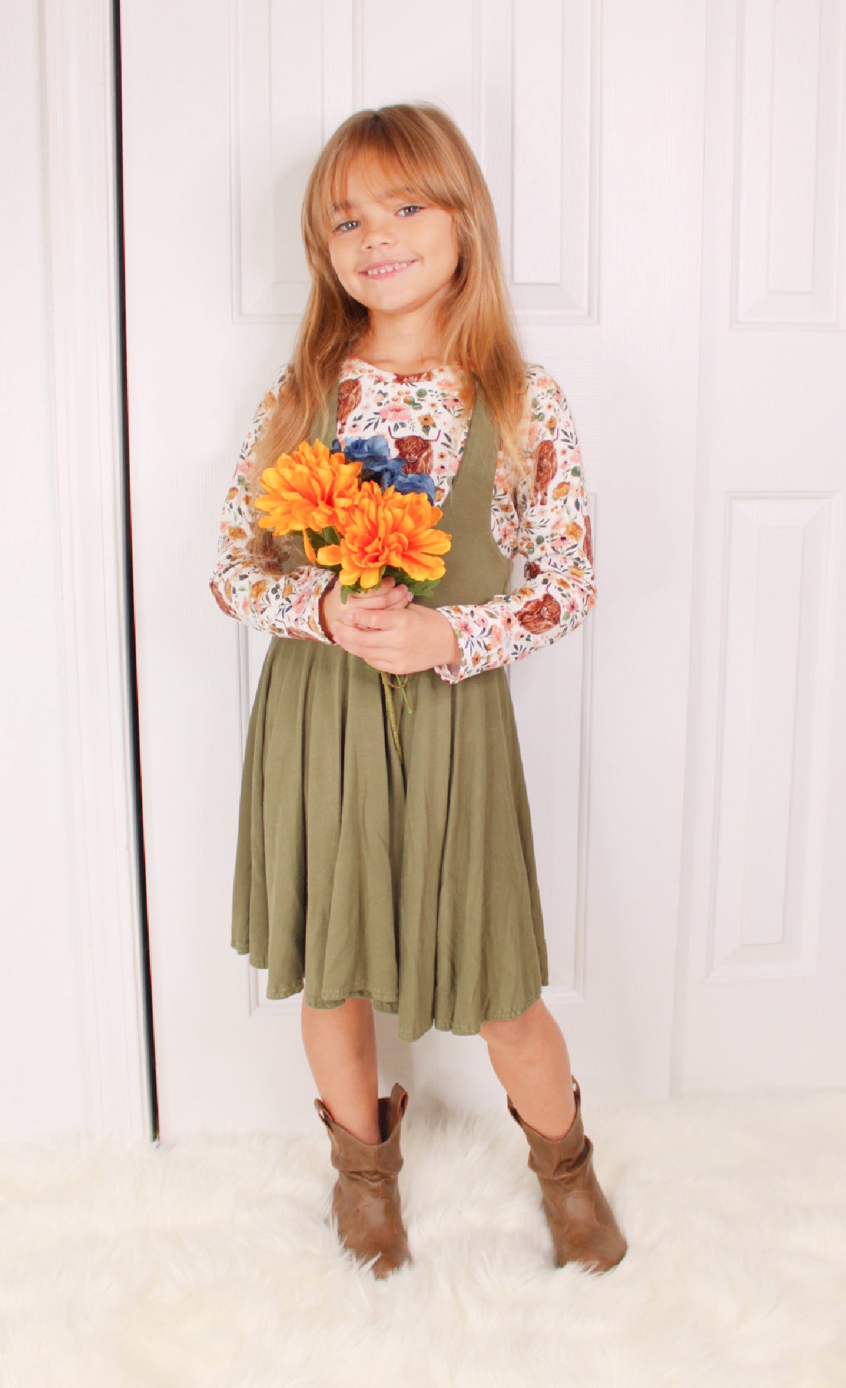 Handmade Highland Cow Pinafore Dress, 3 Piece Set, Size 6, One of a Kind