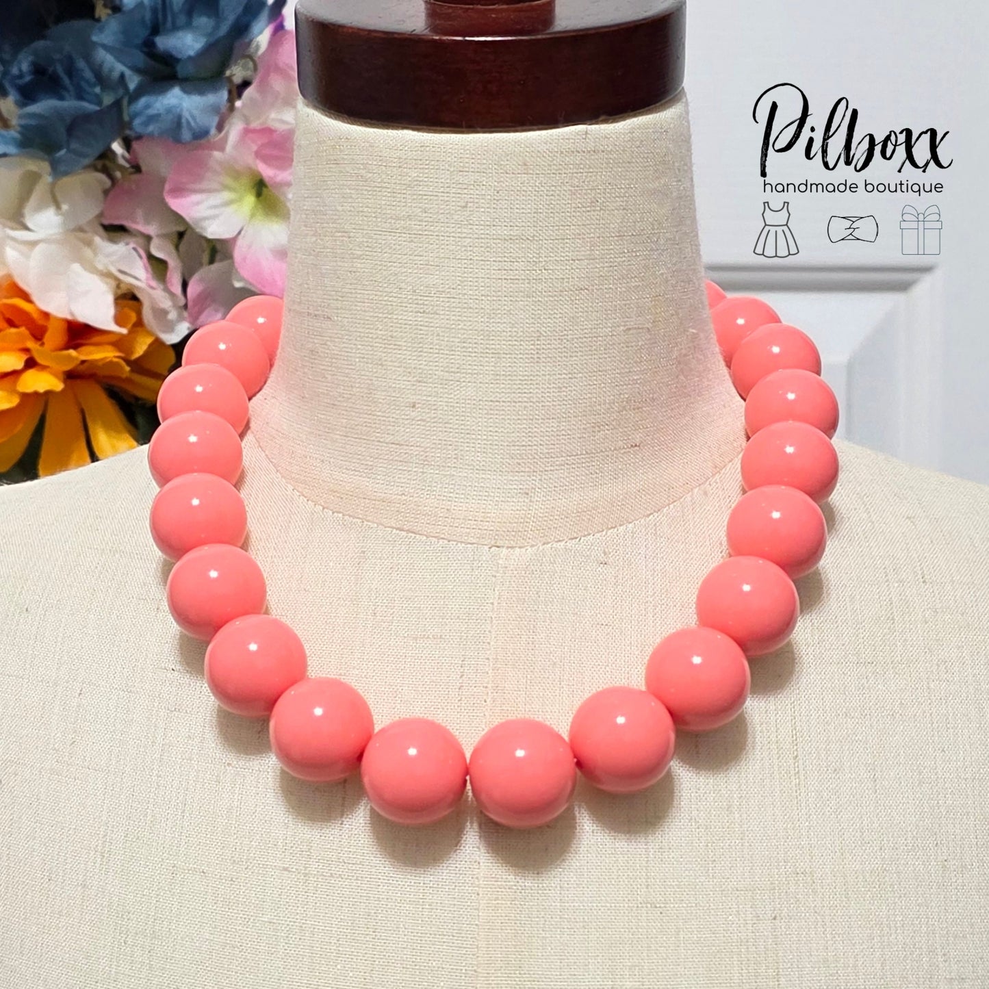 Chunky Bead Magnetic Necklace, 18"
