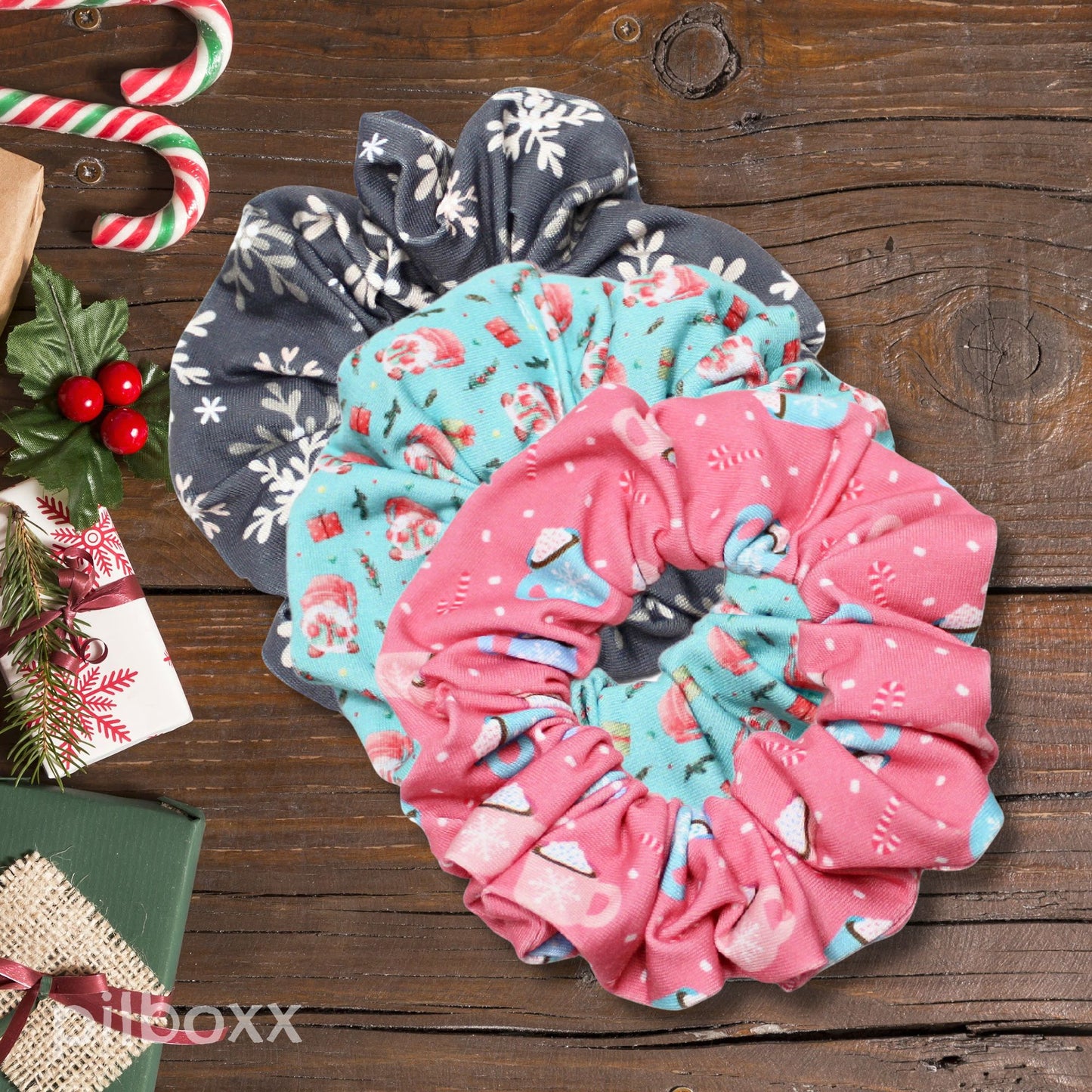 Cutesy Christmas Scrunchies